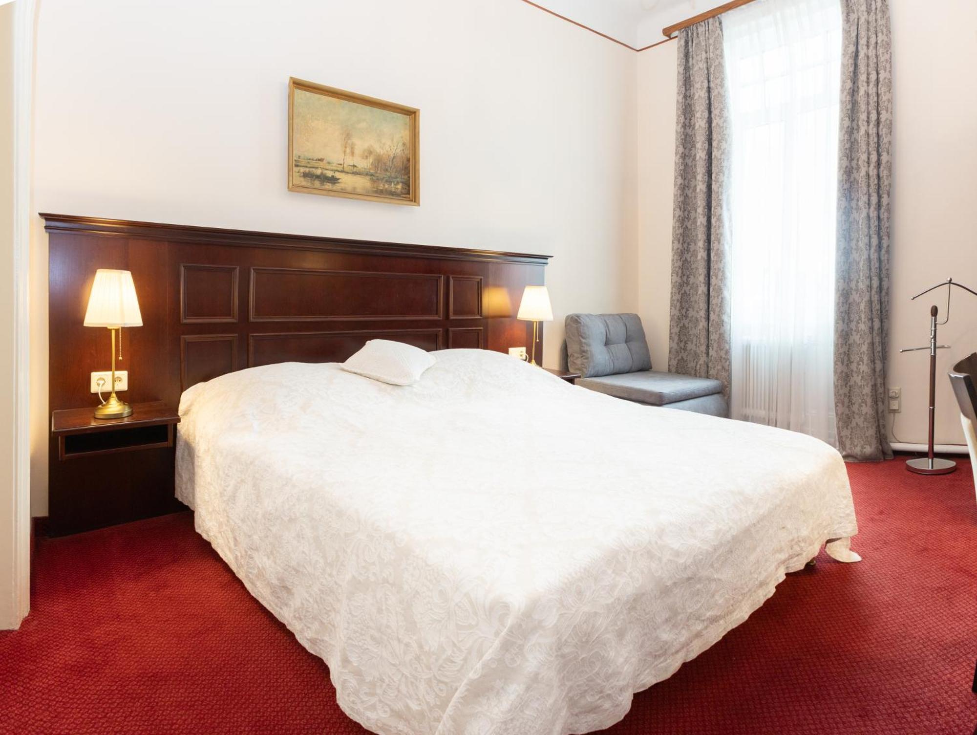 Hotel Viktoria Schoenbrunn Wina Bagian luar foto